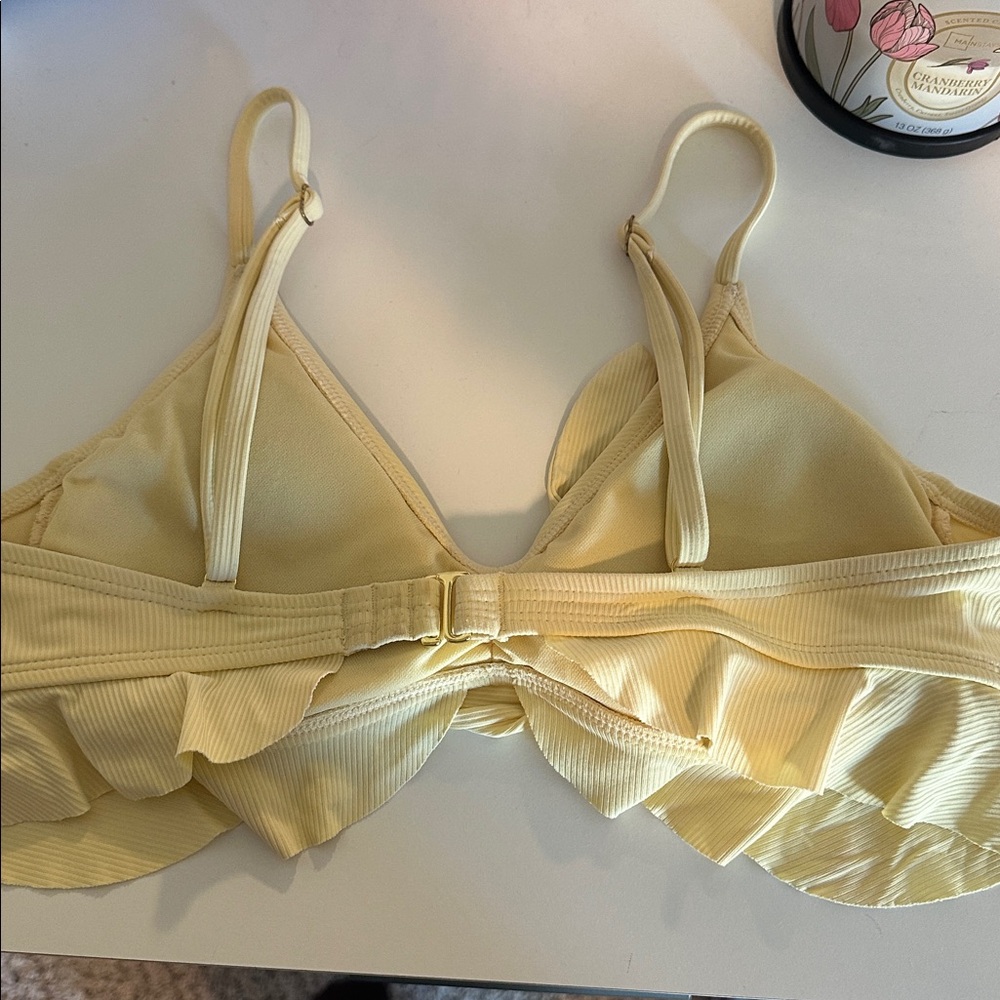 Target Yellow Ribbed Ruffle Swimsuit Top - Picture 3 of 3